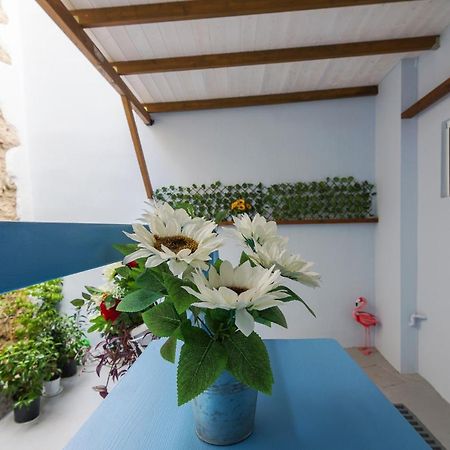 Wonderful Renovated Apartment With Private Patio Athens Luaran gambar