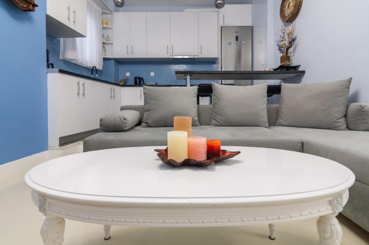 Wonderful Renovated Apartment With Private Patio Athens Luaran gambar